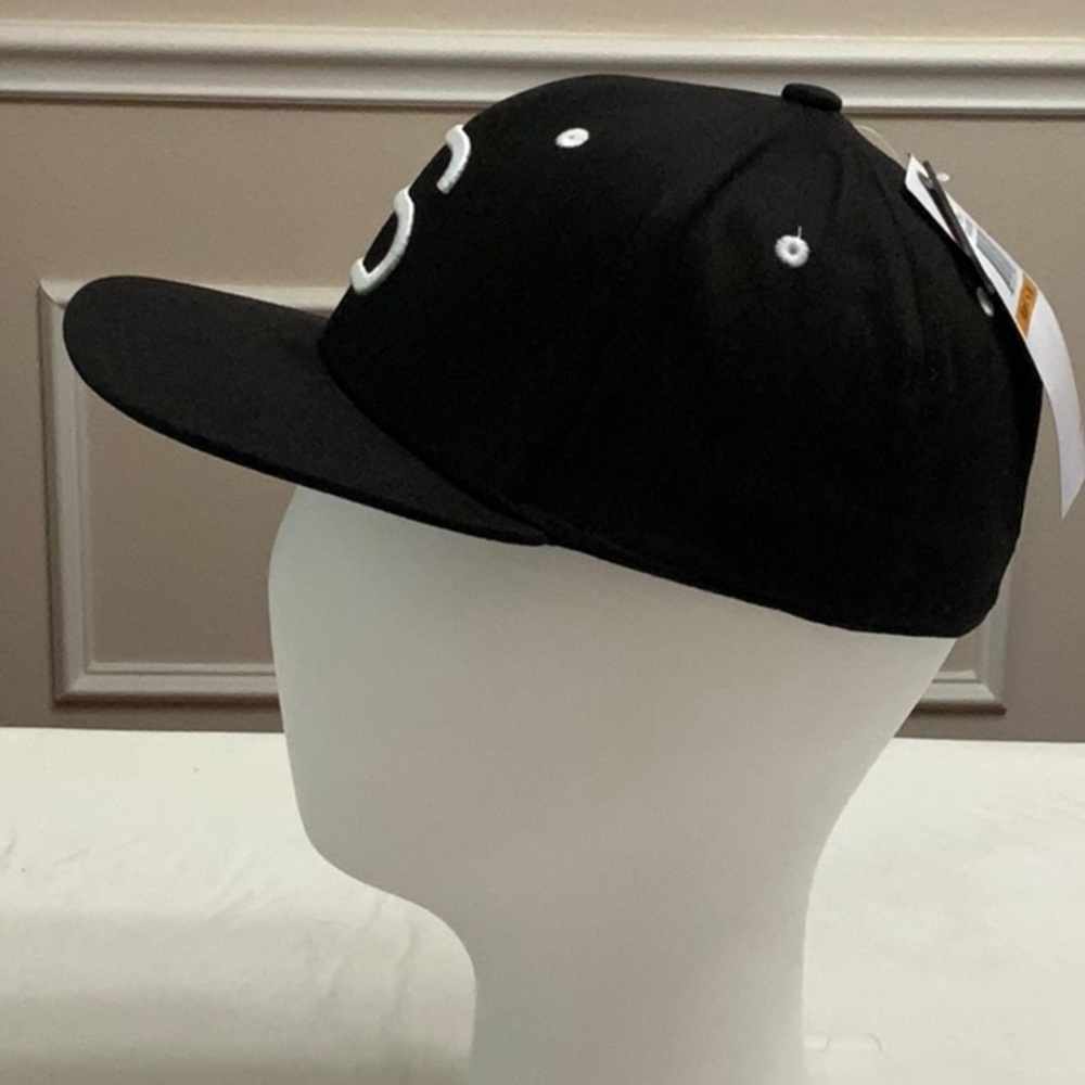 Spyder CAMPUS CAP - Blk/Wht - Picture 2 of 13